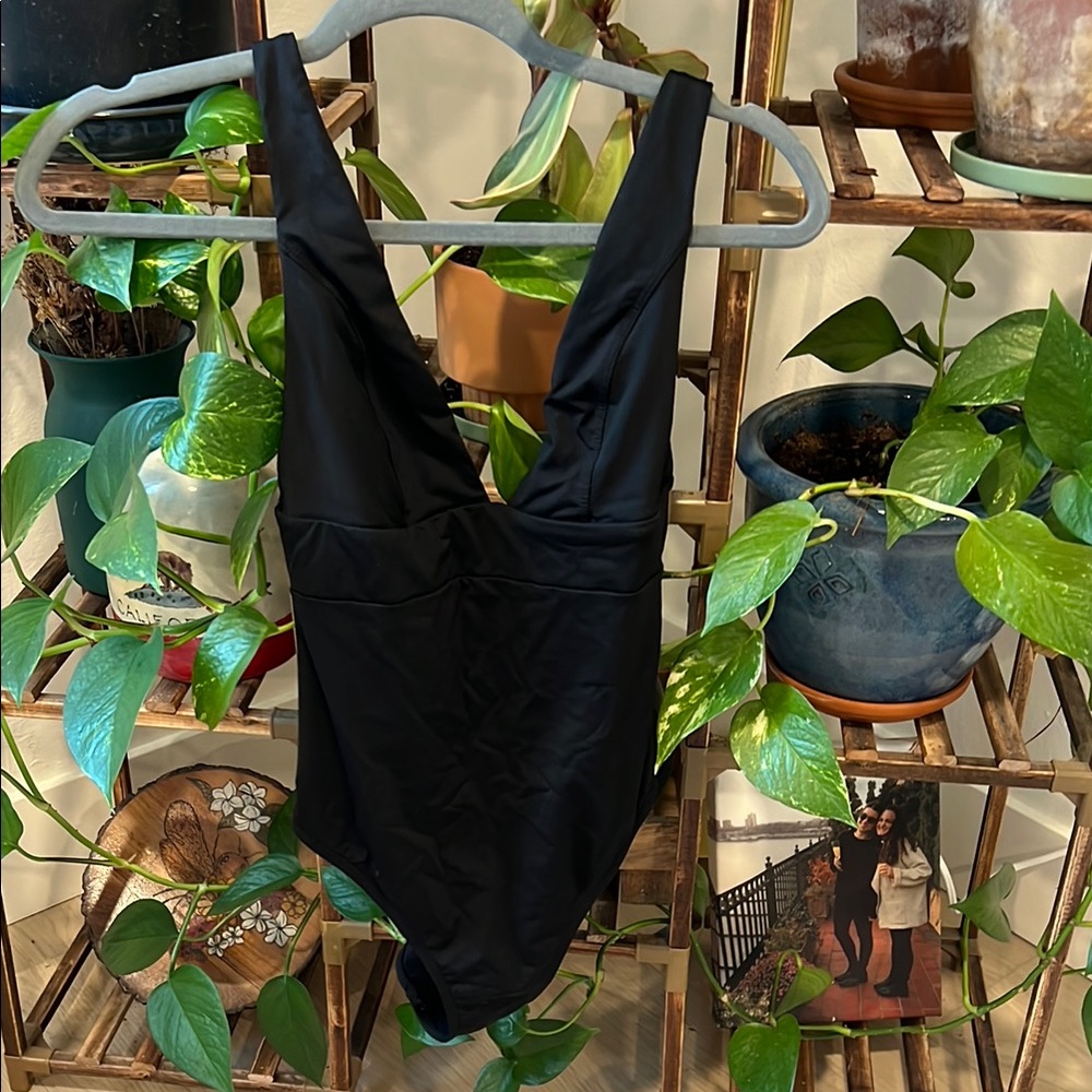 Andie one piece bathing suit - small Tall